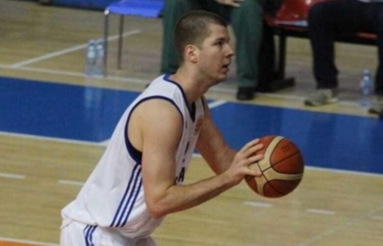 Вуйович bet365